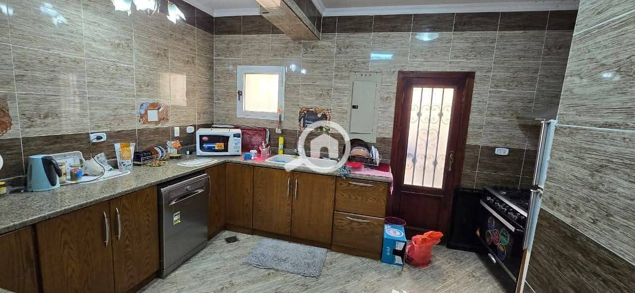 8 صورة واتساب بتاريخ 2025-12-02 في 17.15. 27_1a1b55b0. jpg