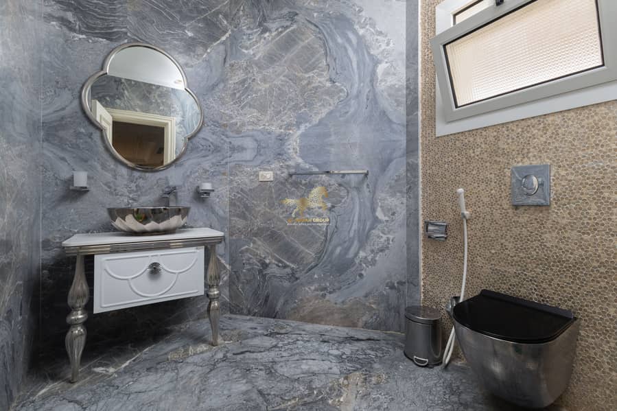 7 IMG_6178-Edit. jpg