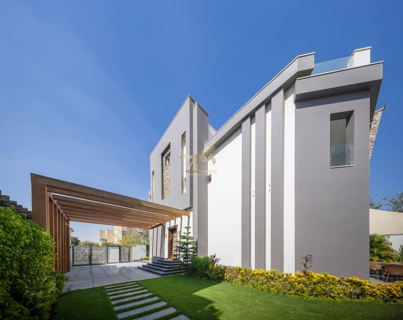 24 IMG_6344-Edit. jpg