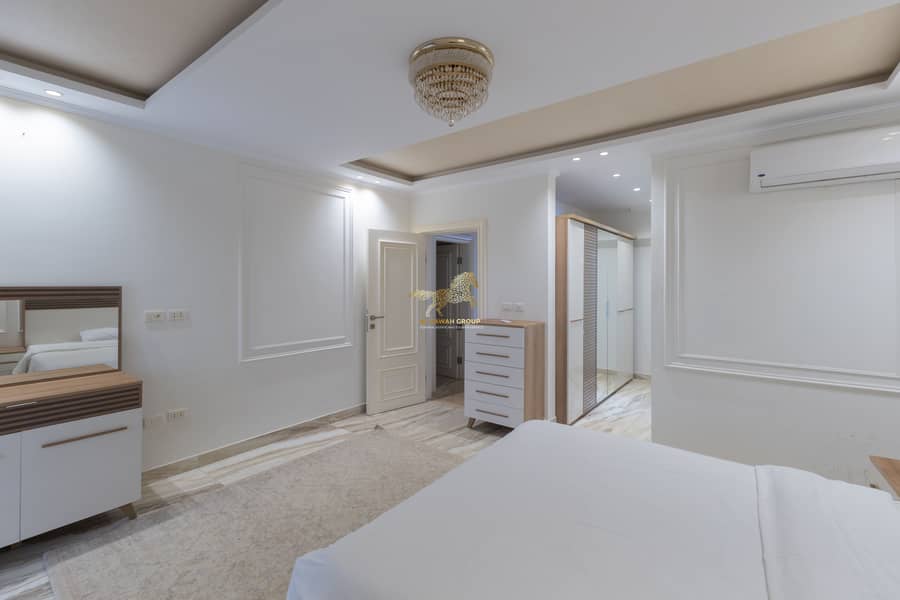 28 IMG_6383-Edit. jpg