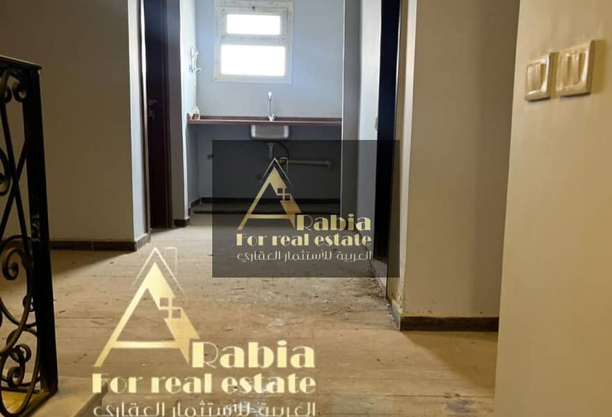 10 eb8aabc0-f40a-4a77-8ce5-d9081673ef48. jpg