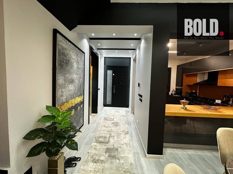 4 8f8069b4-7c67-4842-ba72-68d44bff9bfb. jpg