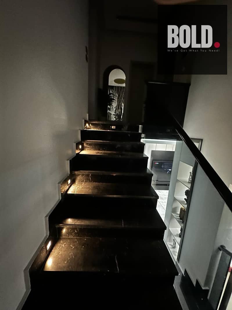 10 ca0bca36-7752-4239-90fa-4d17233aed36. jpg