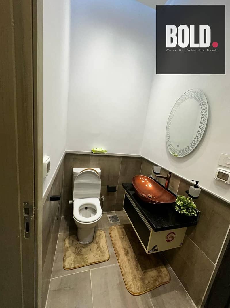 13 dc047e99-2617-4006-8921-0d49733a0014. jpg