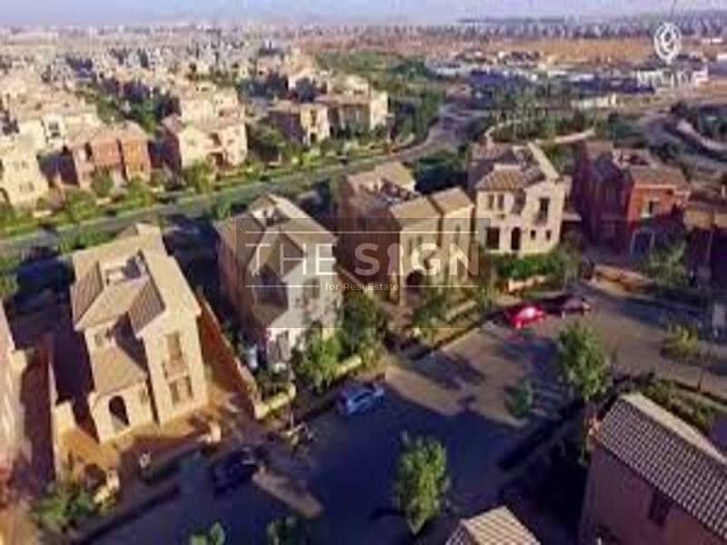 10 download (3). jpg