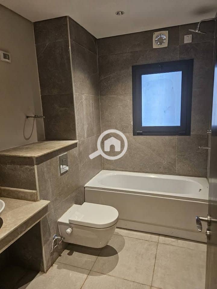 6 518475868_122131350764839132_2797544025315615062_n. jpg