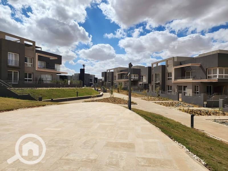 9 541639000_2252981701789523_6237229108688208891_n. jpg