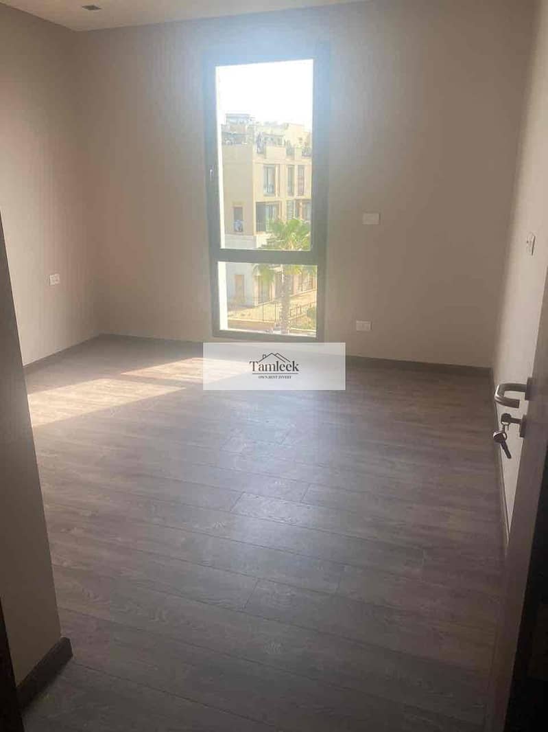 2 d75c5daa-3cfd-4760-a34f-b206943ef2d3. jpg