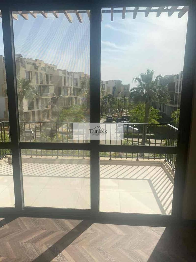 8 bd0da4b3-75ff-423e-ab21-4afb36be37a2. jpg