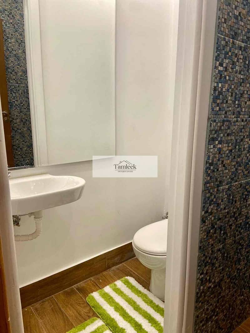 7 03a26a0b-07f0-4feb-8dcc-5832056f032b. jpg