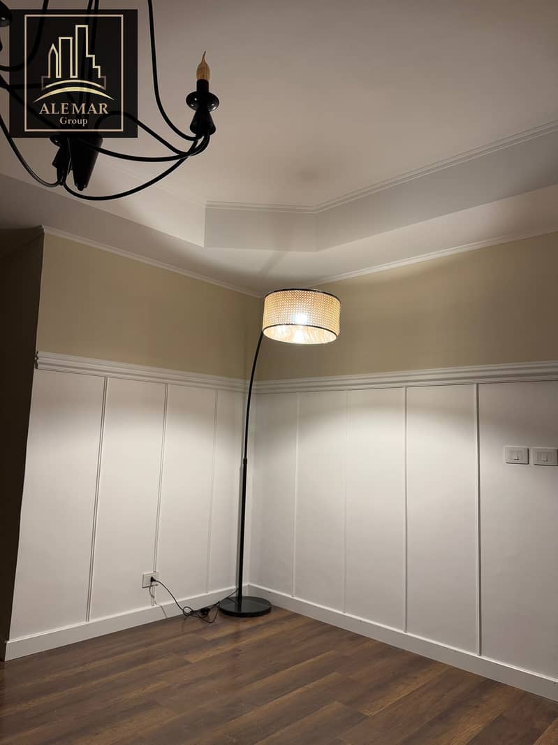 2 1c0361e1-9c39-4e3e-8c35-4e592ef98b08. jpg