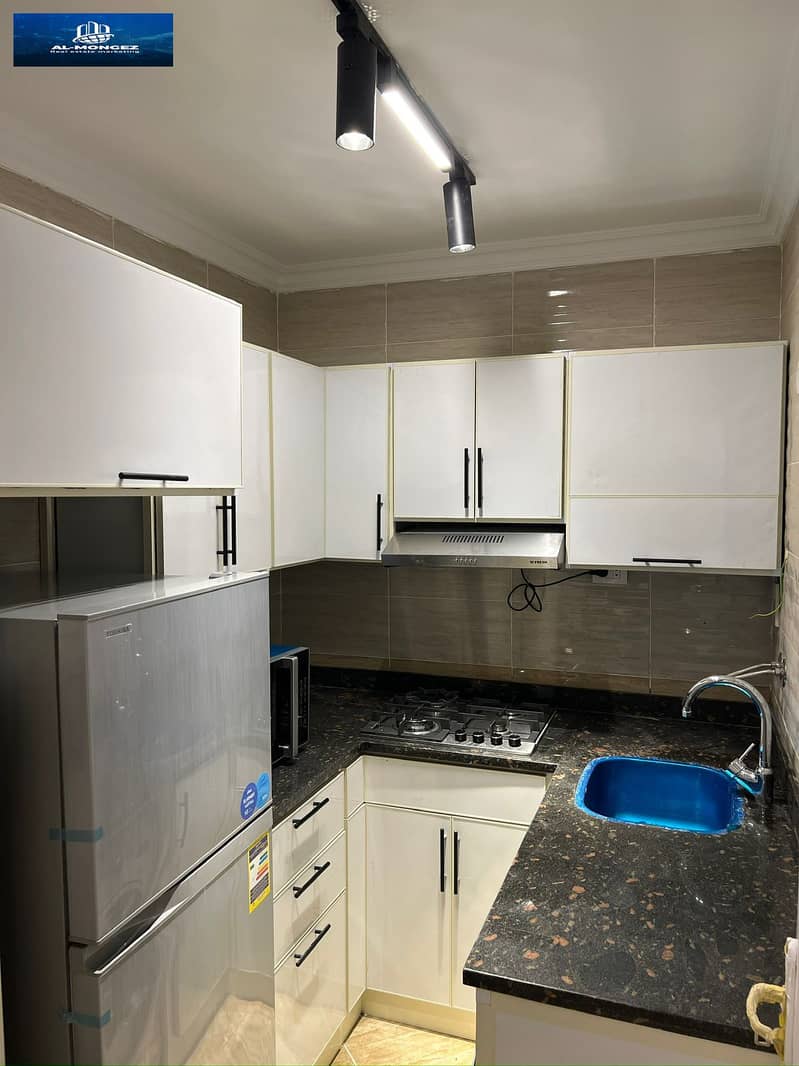 8 cc8b198f-5a6c-4e1a-87ea-8862e961407a. jpg