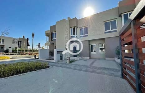 4 Bedroom Townhouse for Sale in 6th of October, Giza - 440299371_352830087801067_6274514720308654876_n_1400x900. jpg