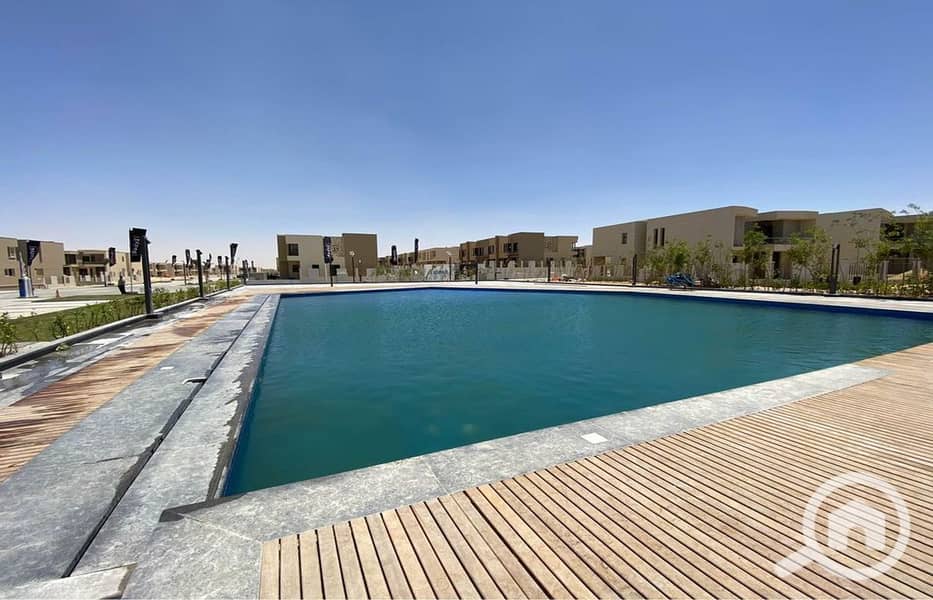 10 453599575_10228859231400255_8364955158576015714_n_1400x900. jpg