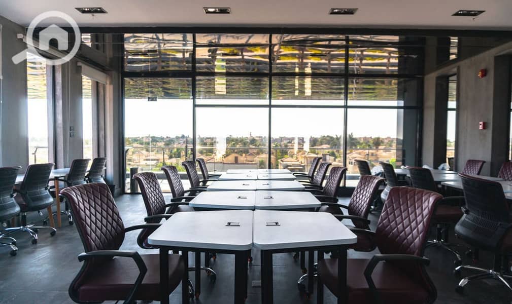 2 5d563dd9-4d0d-49ce-b329-a9c7687bc5a9. jpg