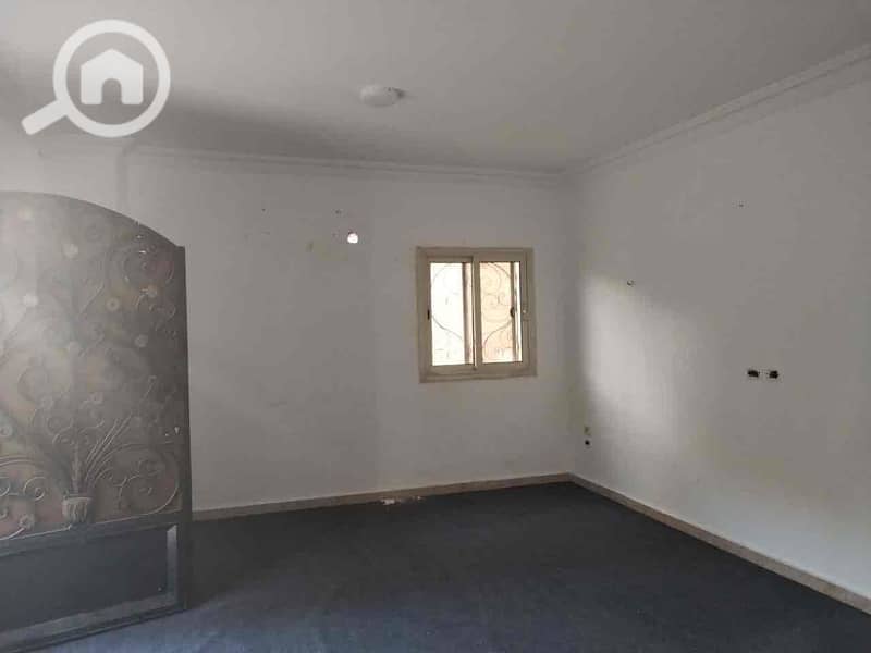 3 687f02a1-bc06-4fc4-b398-ebf32c3606aa. jpg