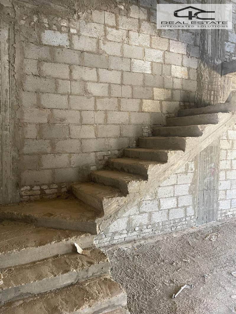 5 WhatsApp Image 2025-12-01 at 12.45. 51 PM (4). jpeg