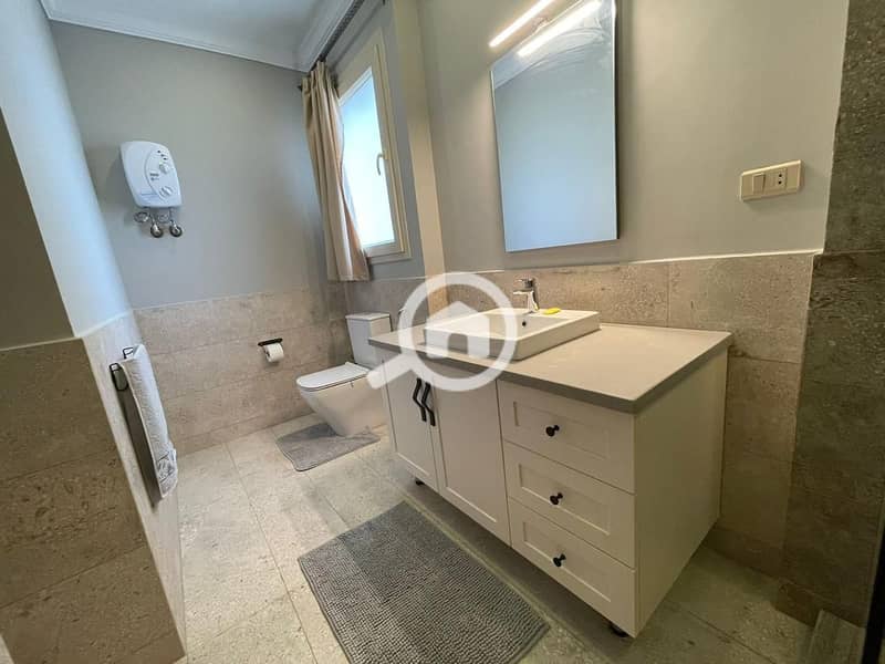 12 b07198bf-8e60-48cc-aa16-528ac61e53a2. jpg