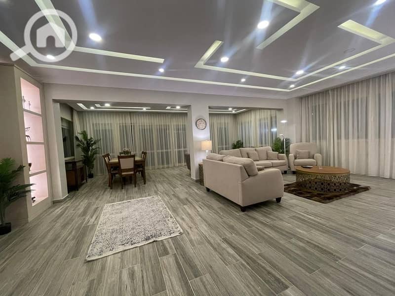 14 ce9fa52d-1ae3-4be2-8944-a43450617cec. jpg