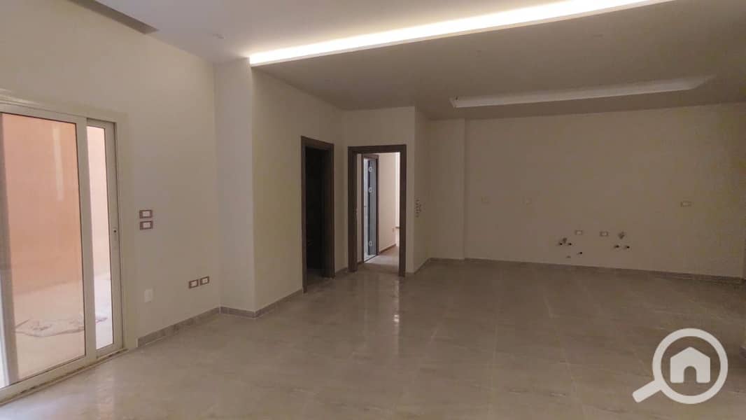 4 9fbfe0f0-6012-4ba7-a2f1-a739974d1270. jpg