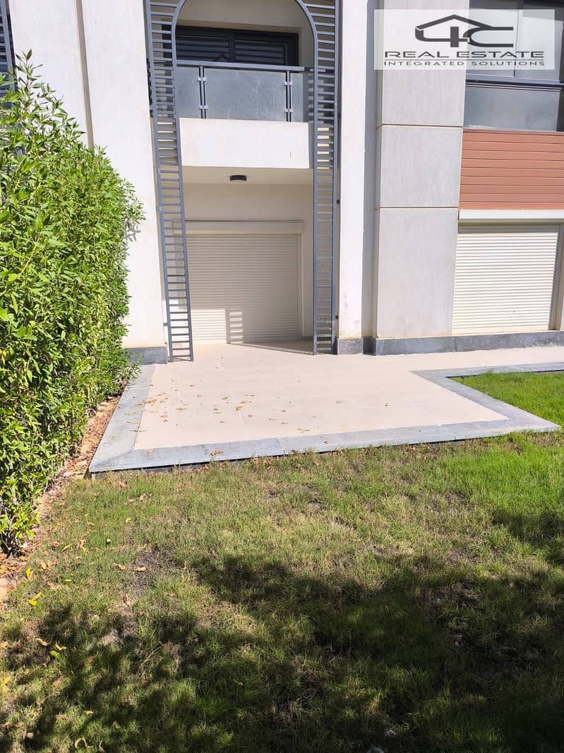 2 583d17bb-f782-46d8-b887-ef0d81198975. jpg