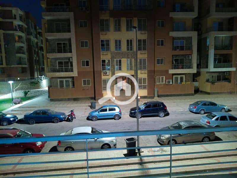 8 5d2c9af4-2d3a-47cb-82a3-fb2964dd3891. jpg