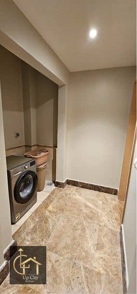 12 Screenshot 2025-12-02 203257. png