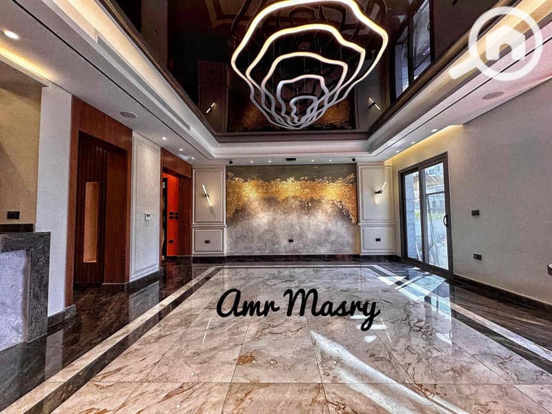 5 c9deeb65-c3ed-4455-bef3-ce6382630e55. jpg