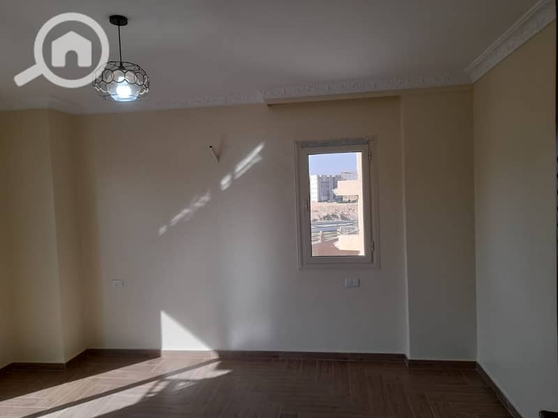 3 8108e74a-c3bd-413d-aab1-c4894b68cb42. jpg