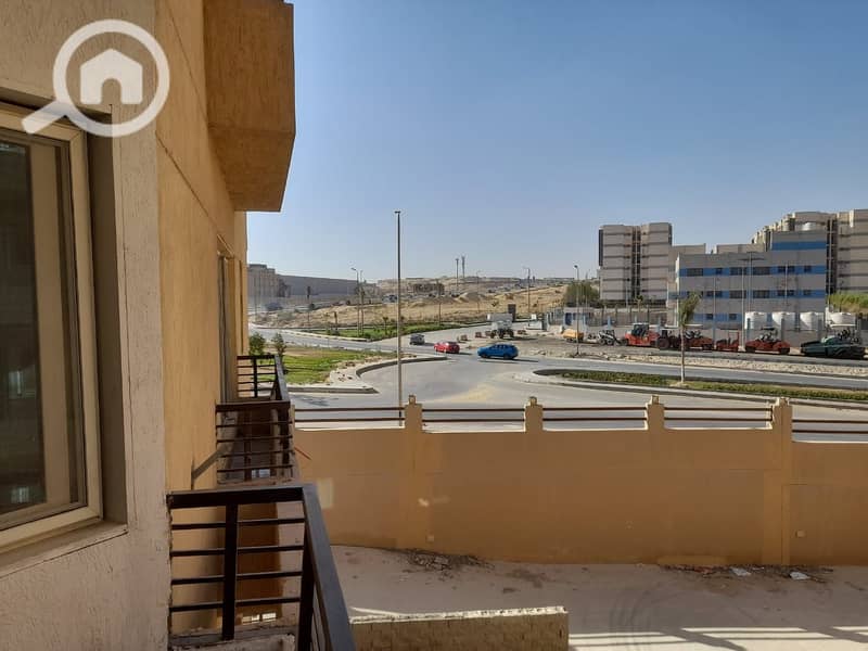 18 9cd8214e-88fc-4901-82b7-b544943777e1. jpg