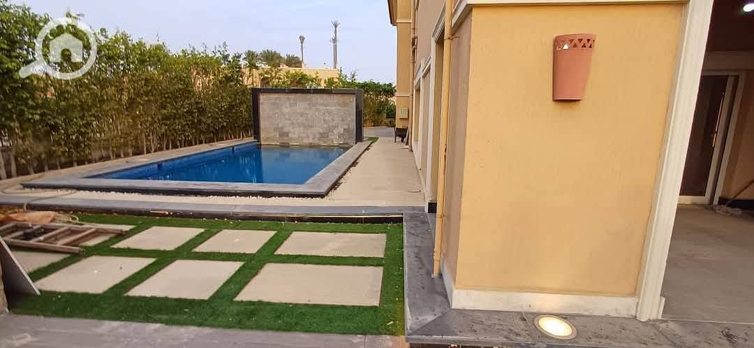 8 578950507_10234729371109766_4771881822961279451_n. jpg