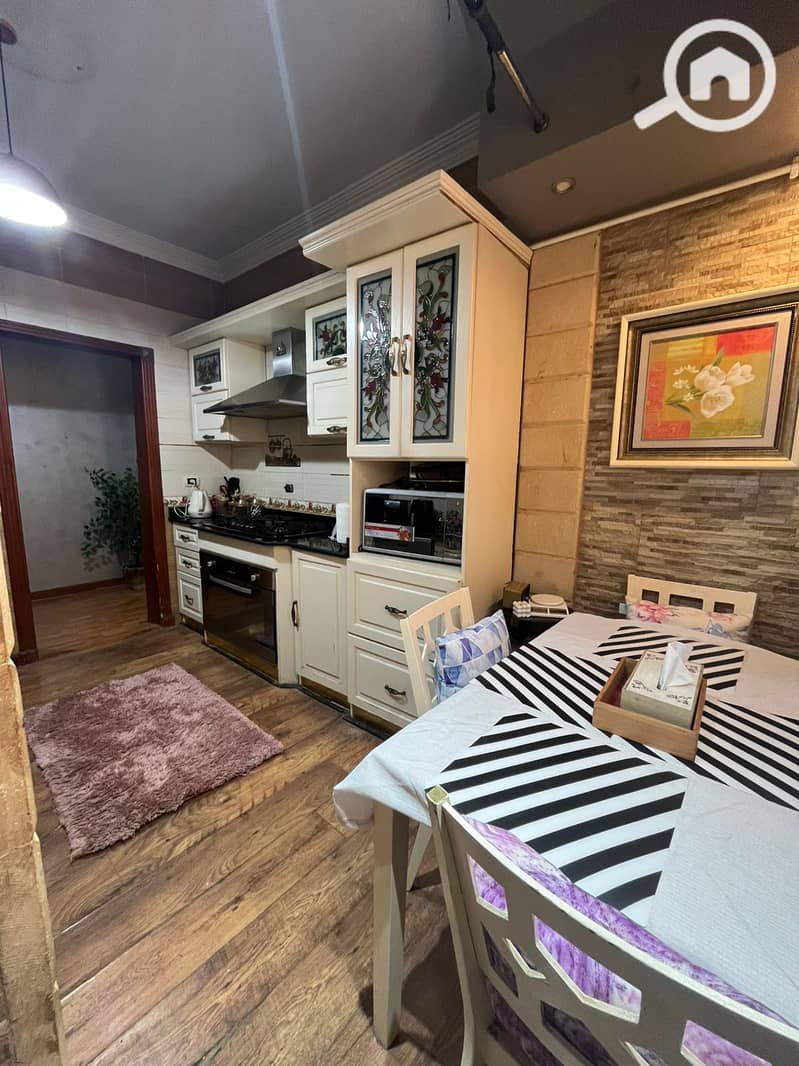 14 99739e09-6561-4d91-b371-f92b7b2d6211. jpg