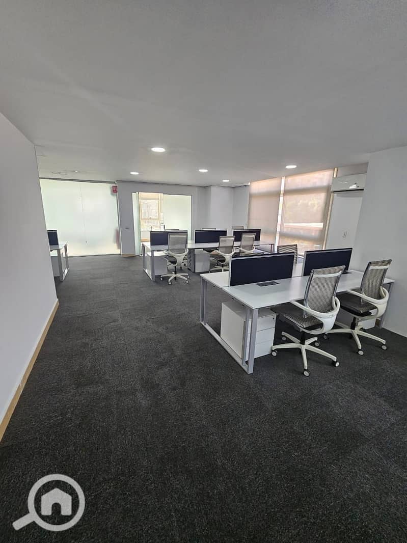 4 cf8f2e9a-4167-4b37-a853-4419e24df629. jpg