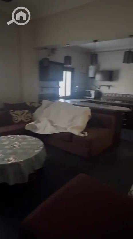 9 9d083651-984f-4d41-8165-d9b59244499f. jpg