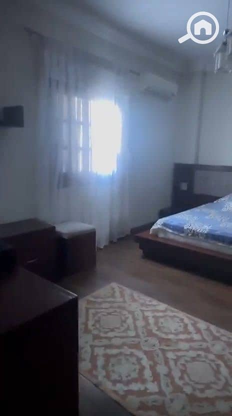 13 05abae8f-26ab-4326-a4a7-64d512352b15. jpg