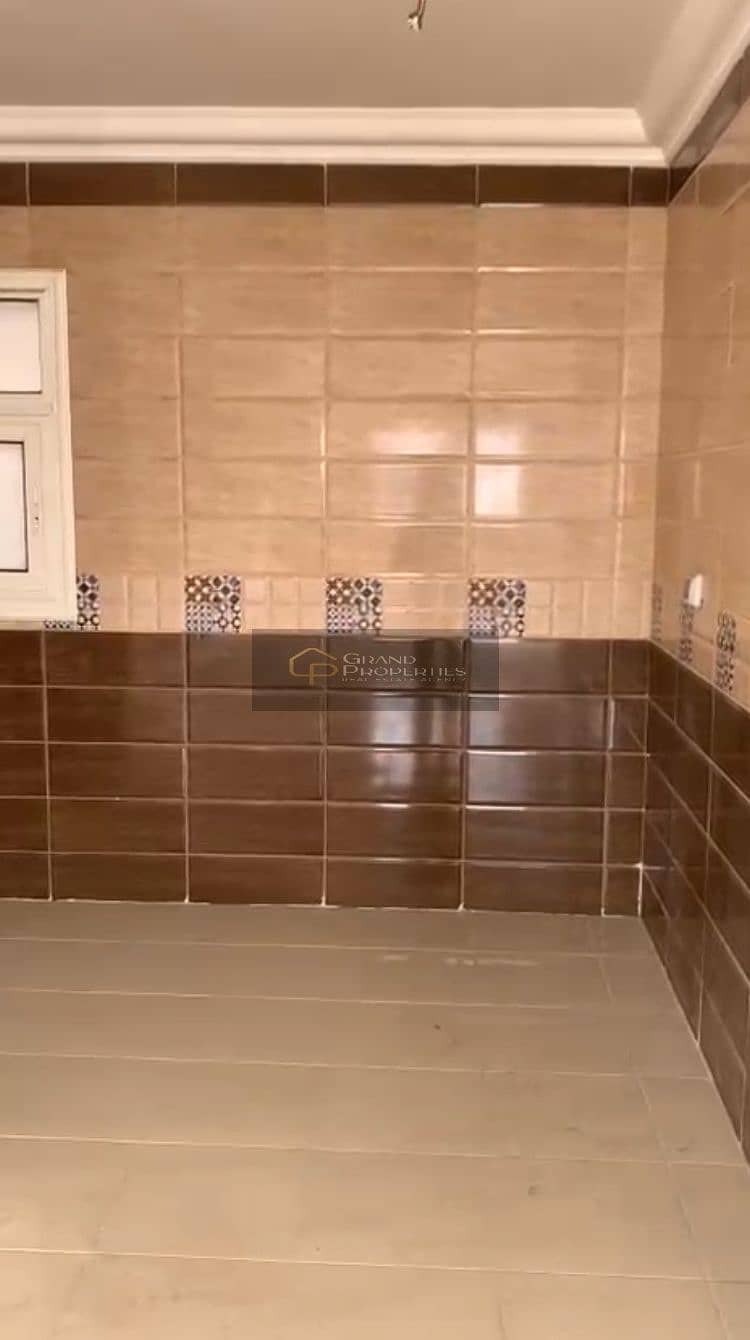 7 WhatsApp Image 2025-12-02 at 10.34. 51 PM. jpeg