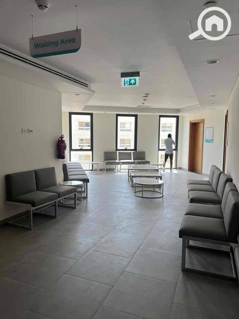 6 fa5ff76f-5064-4117-9119-a4b62aeccf85. jpg