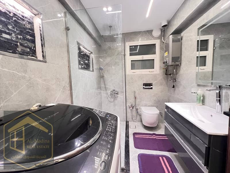 17 WhatsApp Image 2025-12-01 at 14.17. 49. jpeg