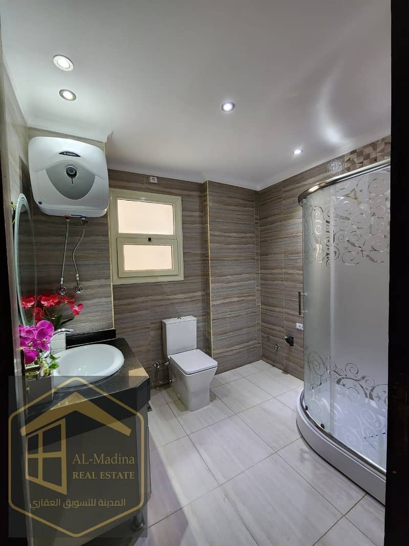 14 WhatsApp Image 2025-12-01 at 15.27. 44 (2). jpeg