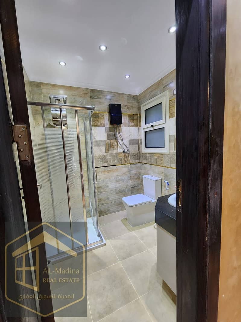 16 WhatsApp Image 2025-12-01 at 15.27. 45 (1). jpeg