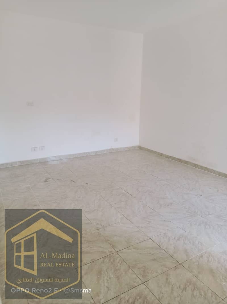 10 WhatsApp Image 2025-12-02 at 16.15. 59 (1). jpeg