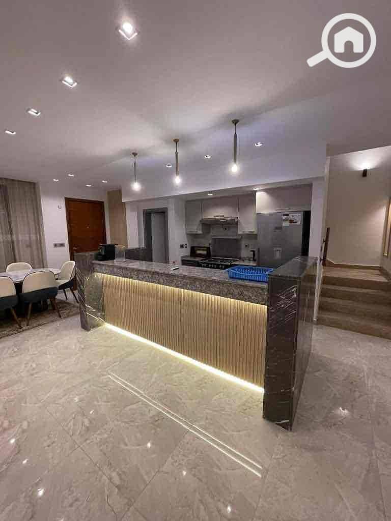 15 eb41818f-1105-4642-95d6-626b52bf4b6f. jpg