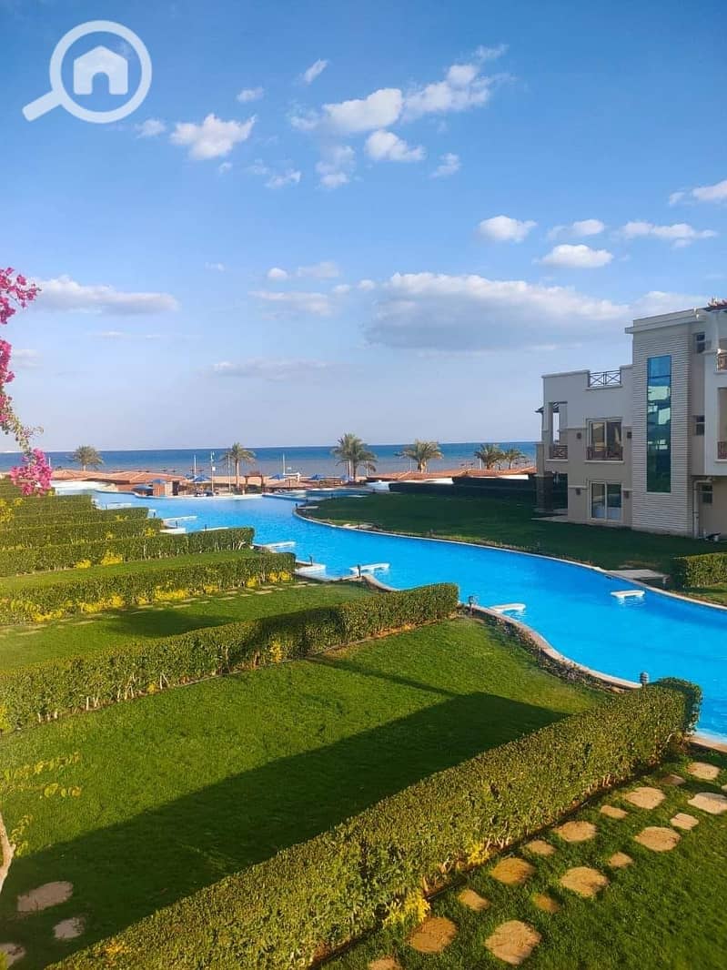 6 508345295_10234591048490989_1453788800913071831_n. jpg