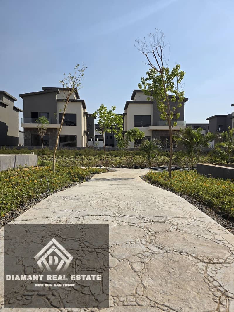 17 WhatsApp Image 2025-10-08 at 6.16. 11 PM. jpeg