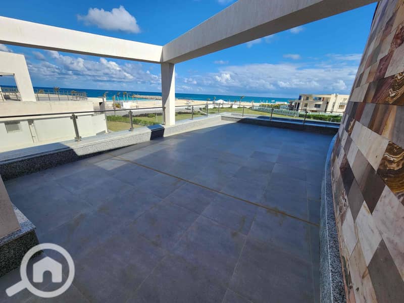 4 a55d0335-783e-42b6-a447-d28be9e4978e. jpg