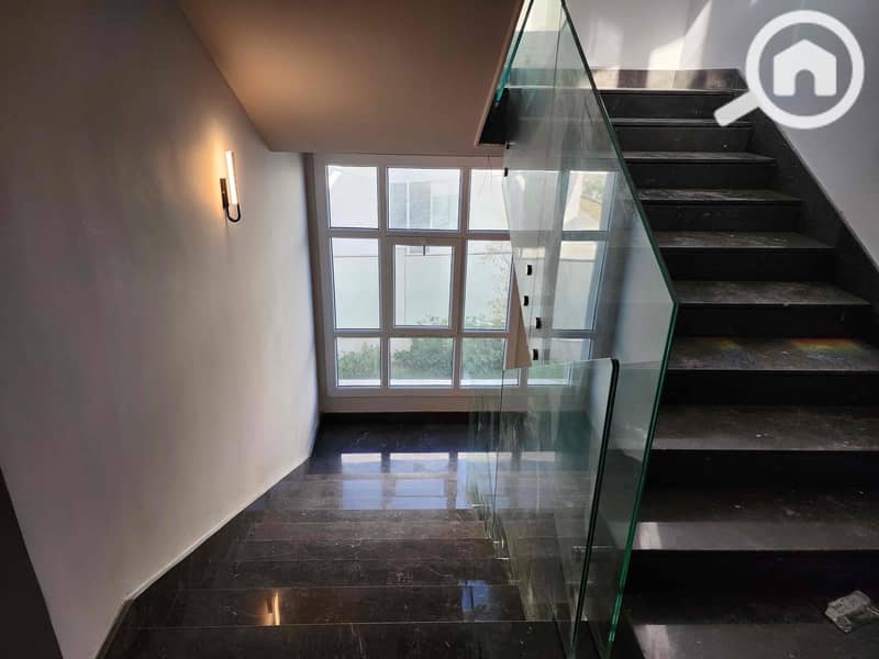 22 5a4396cb-a241-42a9-9e0a-77293e4afa01. jpg