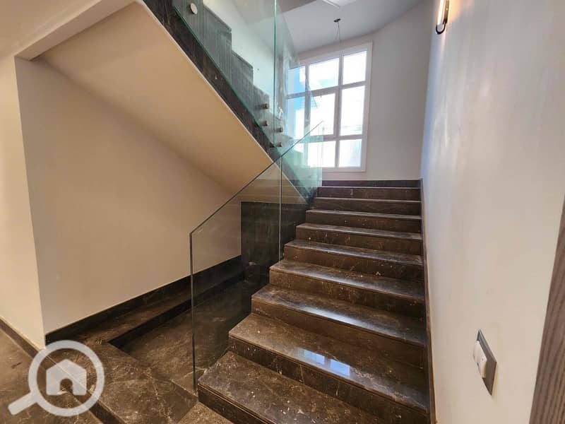 29 75a06973-854c-4203-926d-6a620e767bdd. jpg