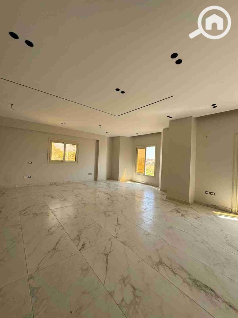 1000344207. jpg 1000344207. jpg