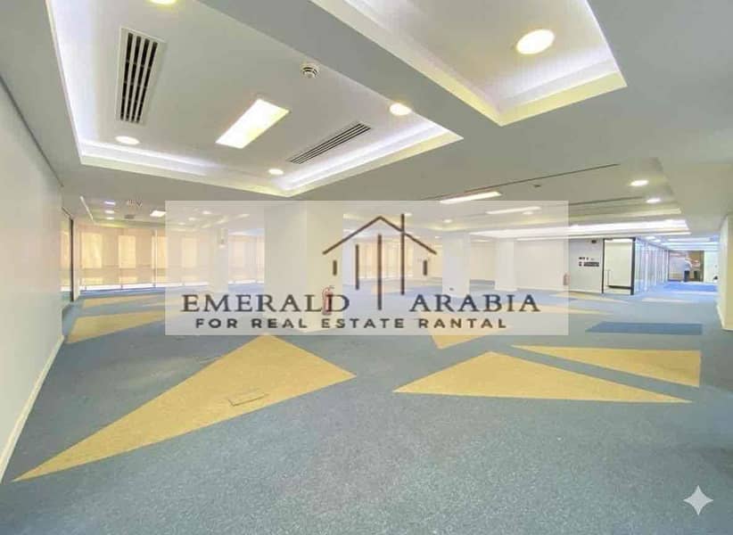 2 68971bc4-ab09-42d0-b403-d86247777a3c. jpg