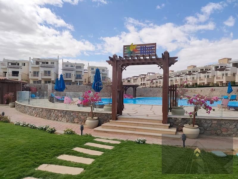 10 f900e040-820f-4de5-9cb8-5b5e61af0960. jpg